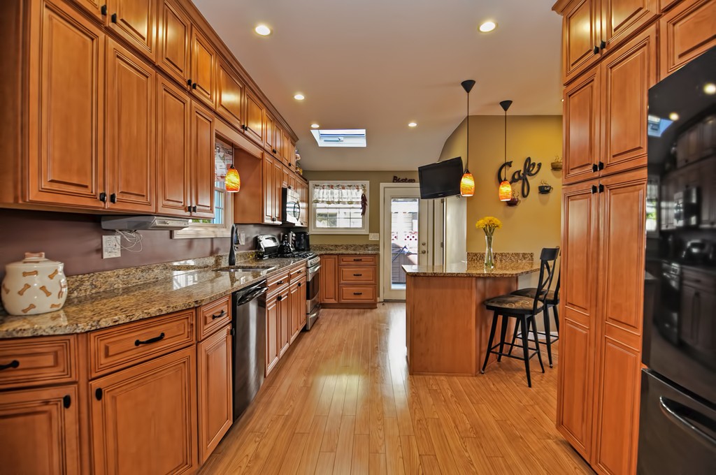 77 Rockingham Avenue Malden, MA 02148 - Photo 11 of 30 Gallery Image 11