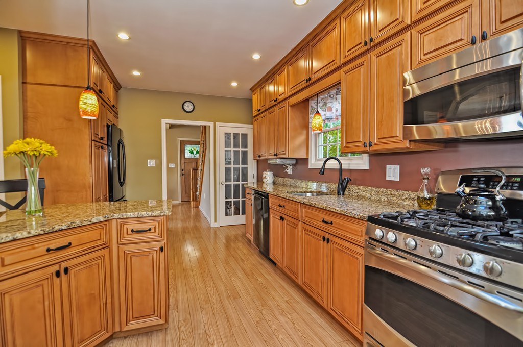 77 Rockingham Avenue Malden, MA 02148 - Photo 13 of 30 Gallery Image 13
