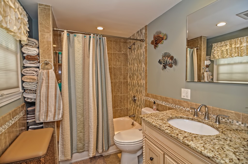 77 Rockingham Avenue Malden, MA 02148 - Photo 16 of 30 Gallery Image 16