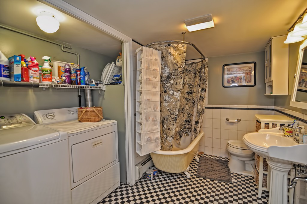 77 Rockingham Avenue Malden, MA 02148 - Photo 29 of 30 Gallery Image 29