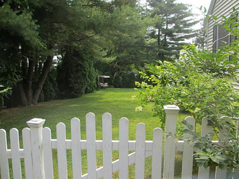 18 Hamlin Road Falmouth, ME 04105 - Photo 6 of 34 Yard/Garden.