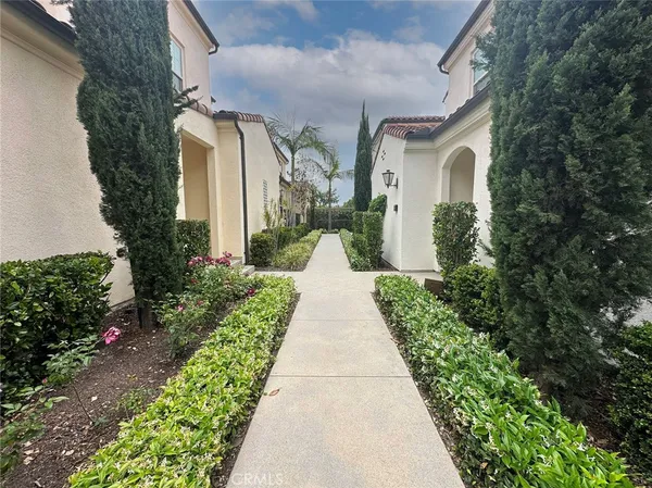 $5,200 | 176-182 Augustine, Irvine, CA 92618