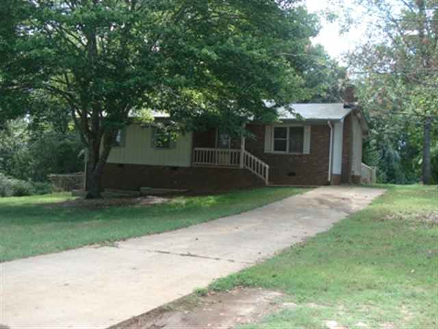 418 Rockingham Road Seneca, SC 29672 - Photo 1 of 15 Gallery Image 1