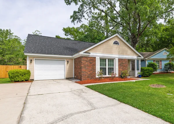 $325,000 | 312 Commons Way, Goose Creek, SC 29445