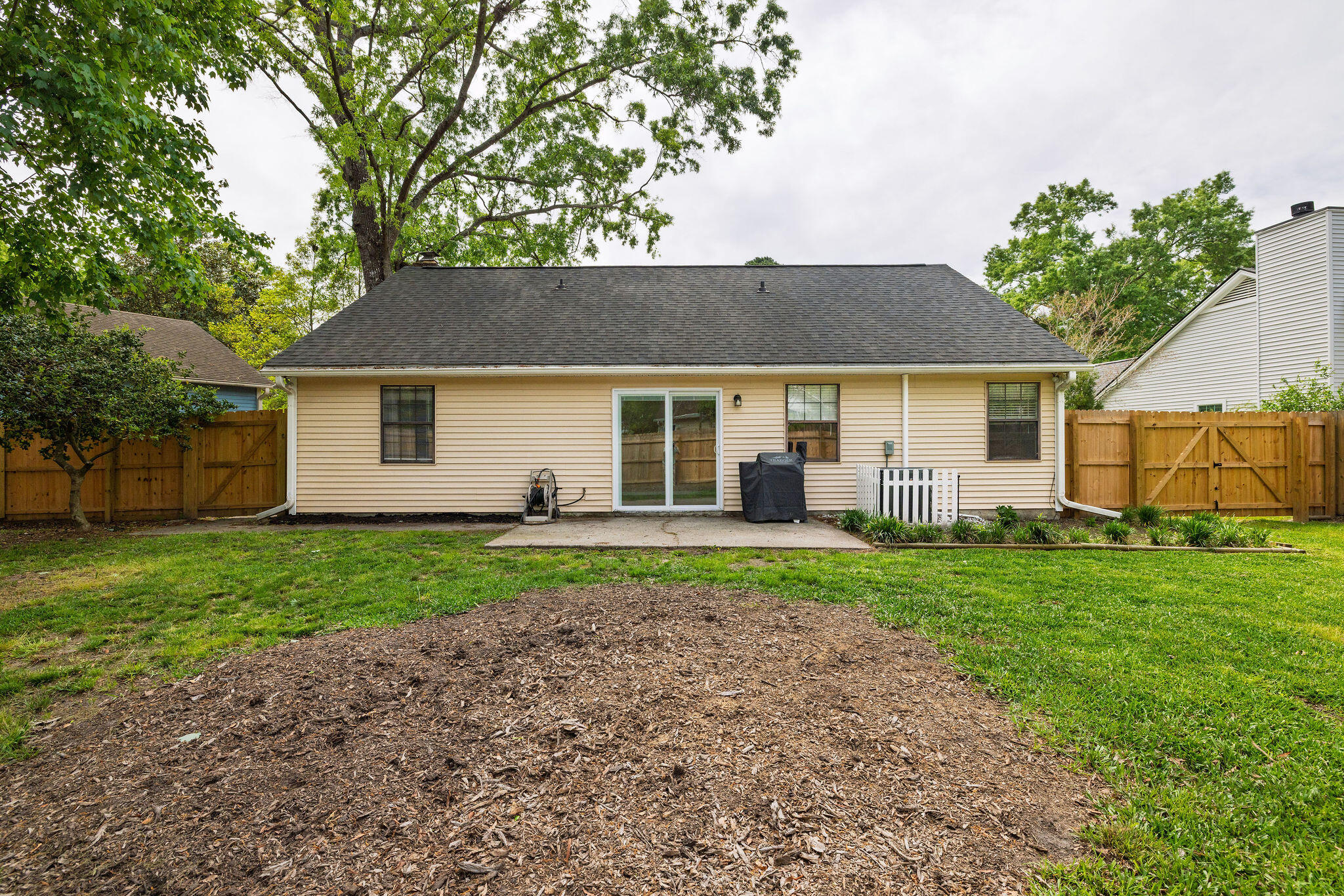 312 Commons Way Goose Creek, SC 29445 - Photo 26 of 30 Backyard