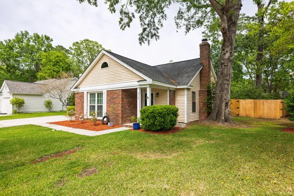 $325,000 | 312 Commons Way, Goose Creek, SC 29445