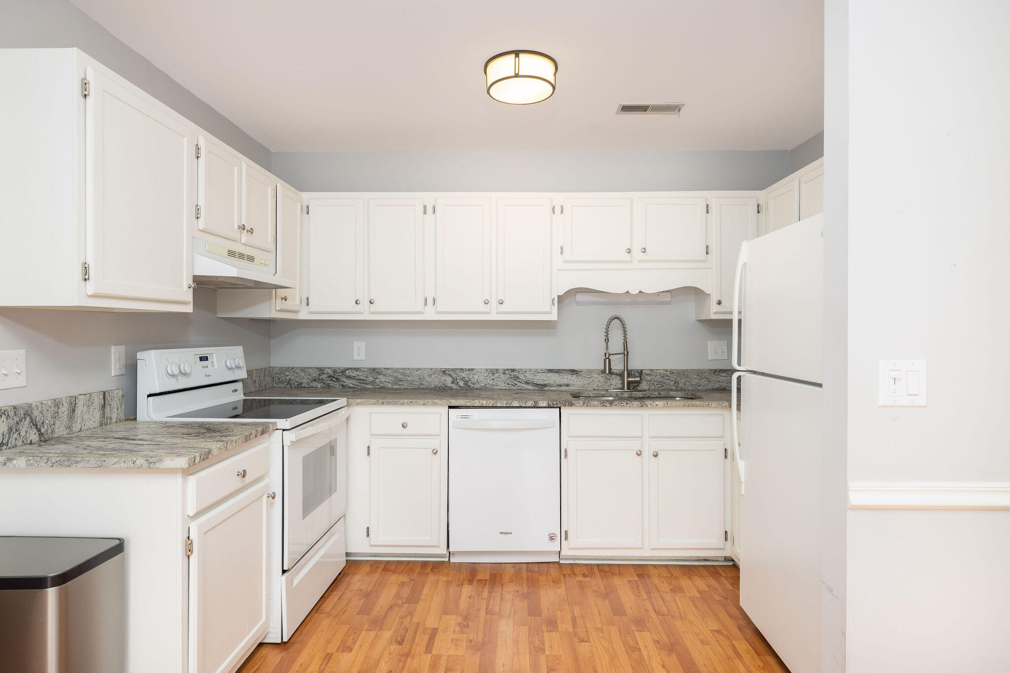 312 Commons Way Goose Creek, SC 29445 - Photo 8 of 30 Kitchen
