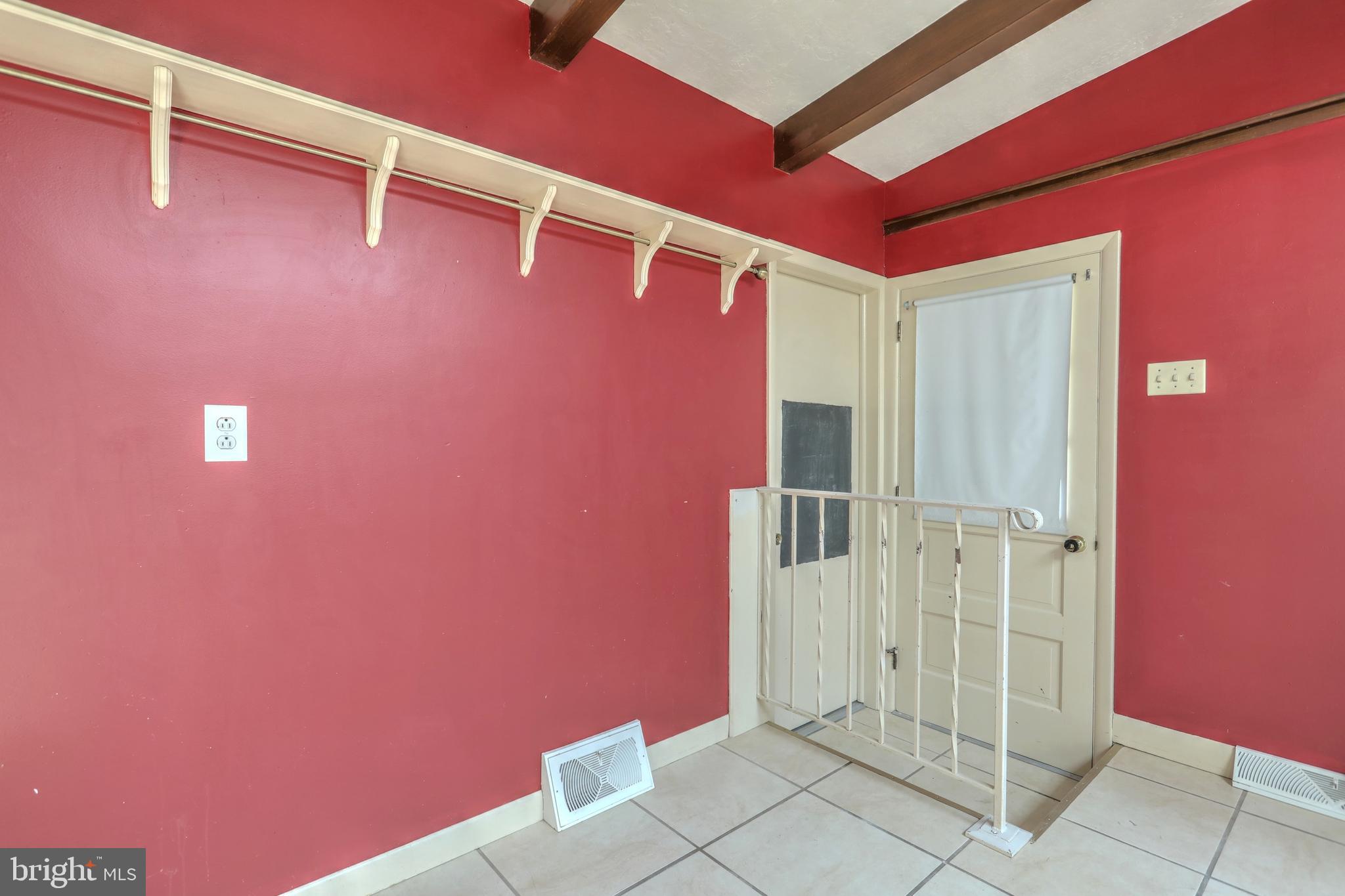 1270 Ruxton Road York, PA 17403 - Photo 12 of 24 Gallery Image 12