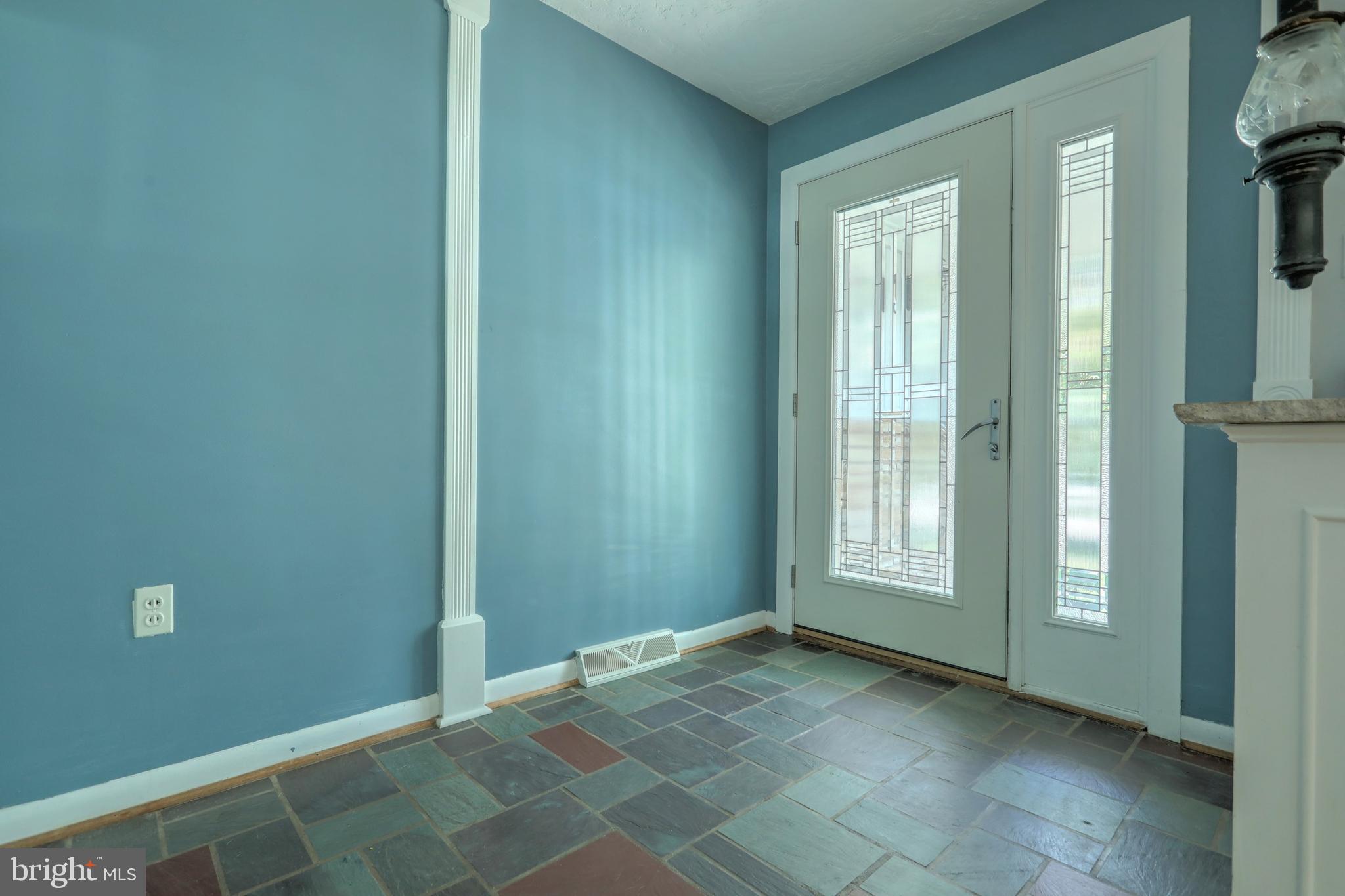 1270 Ruxton Road York, PA 17403 - Photo 14 of 24 Gallery Image 14
