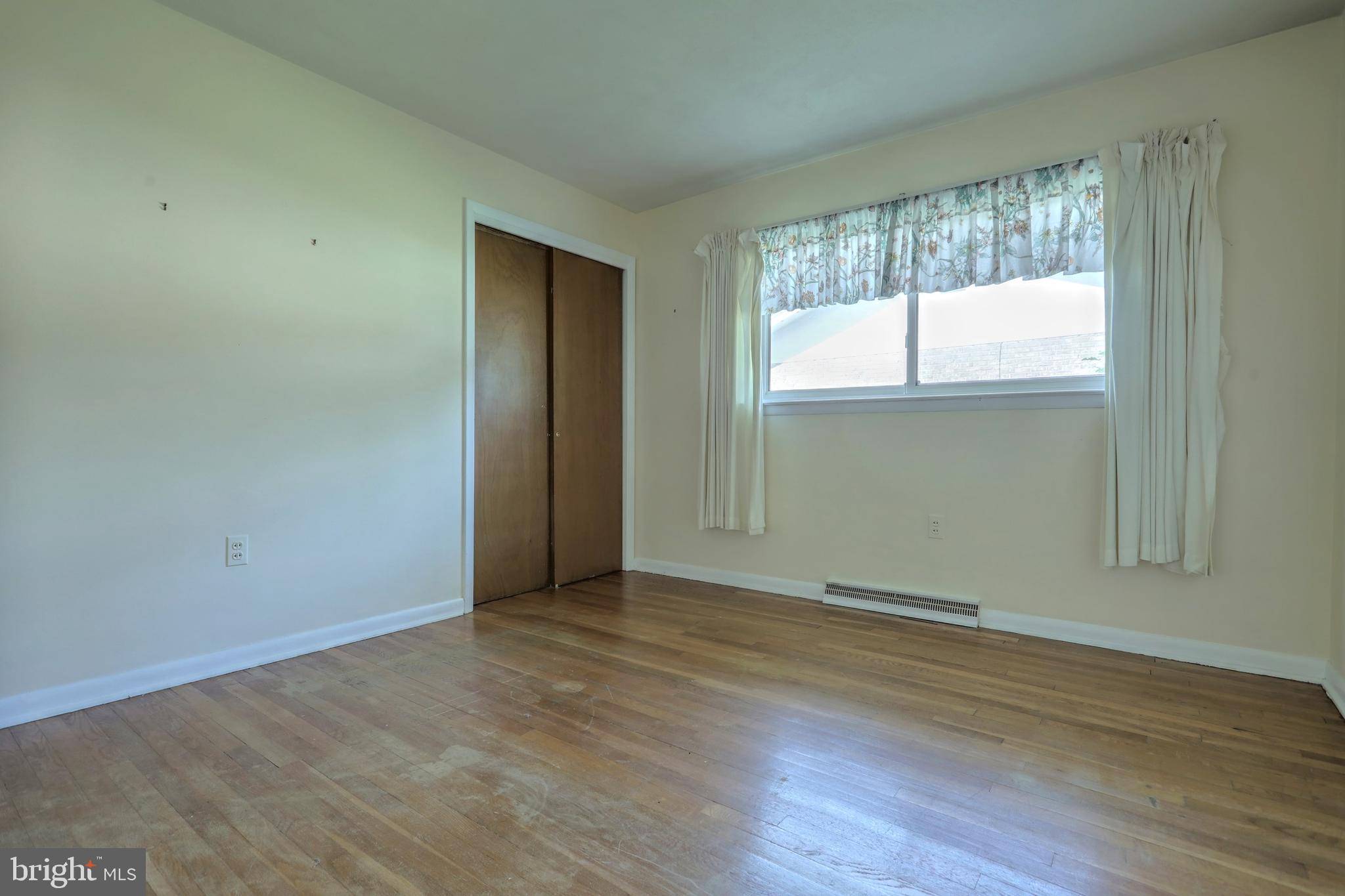 1270 Ruxton Road York, PA 17403 - Photo 17 of 24 Gallery Image 17