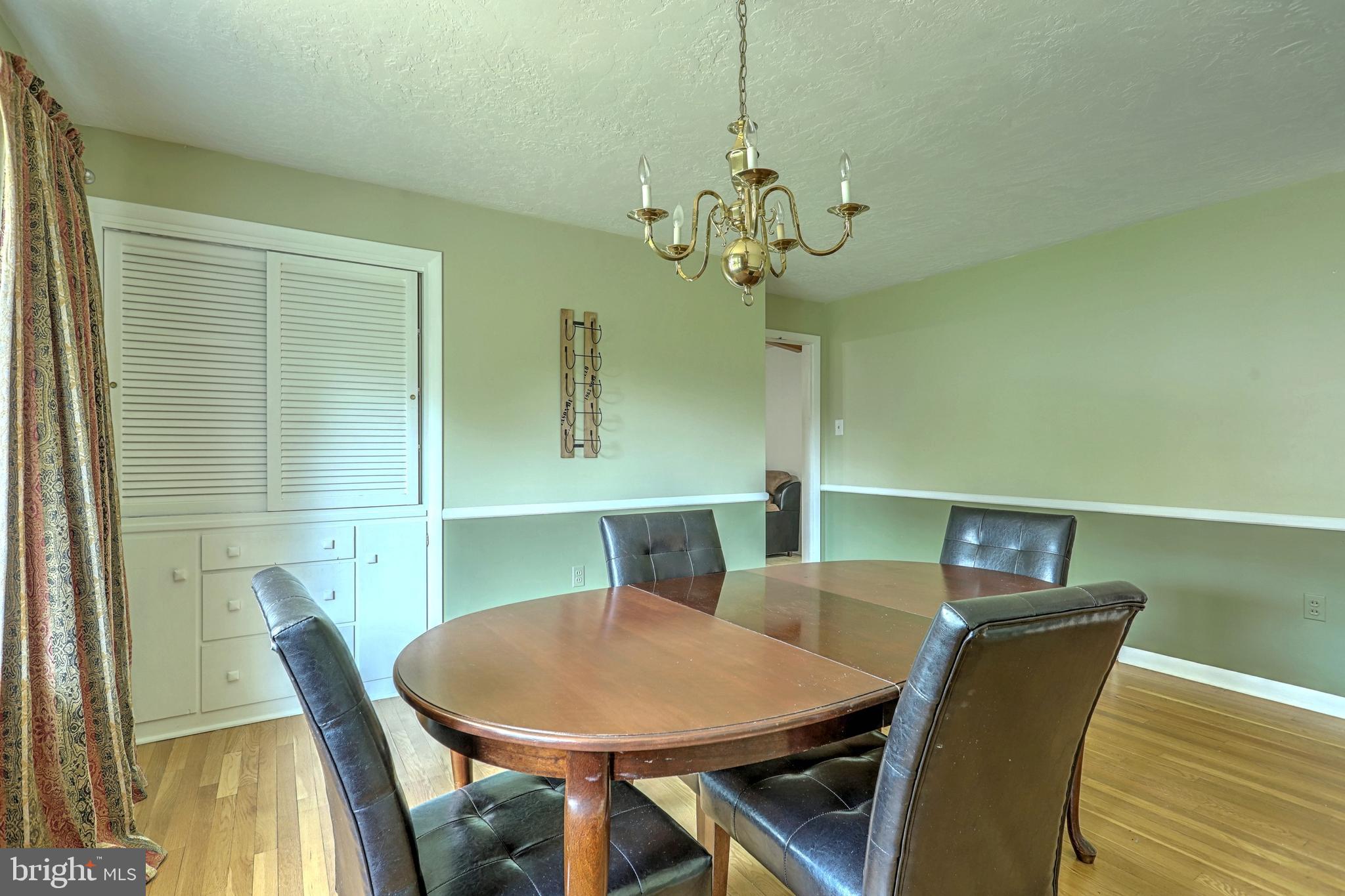 1270 Ruxton Road York, PA 17403 - Photo 7 of 24 Gallery Image 7