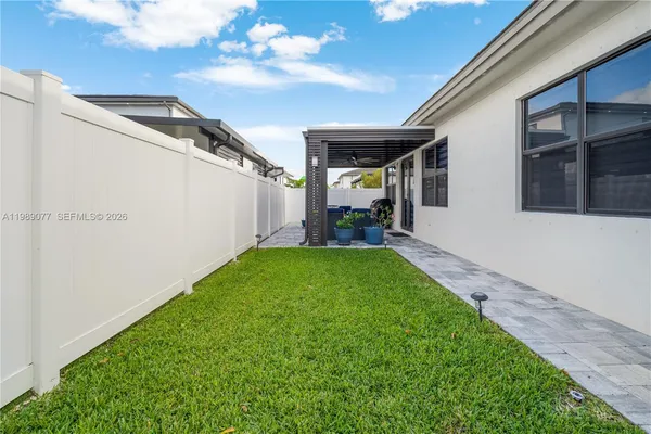 $900,000 | 4427 Southwest 175th Avenue, Miramar, FL 33029