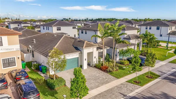 $900,000 | 4427 Southwest 175th Avenue, Miramar, FL 33029