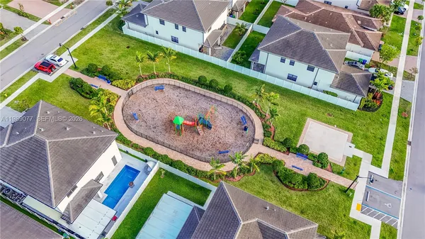 $900,000 | 4427 Southwest 175th Avenue, Miramar, FL 33029