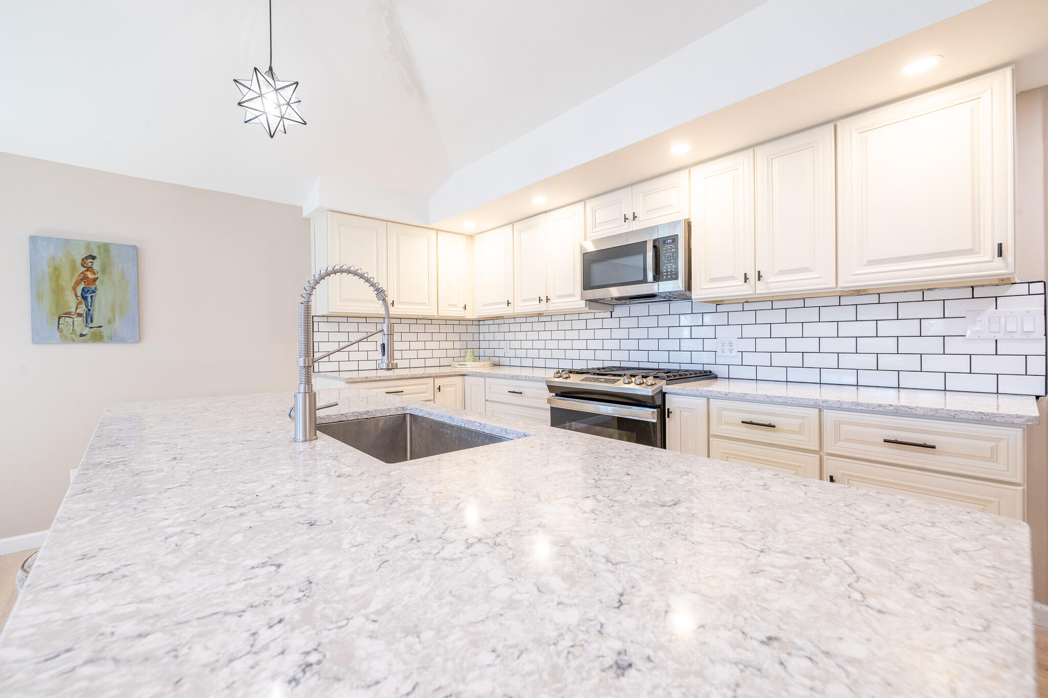 252 Evans Trail Tipton, MI 49287 - Photo 13 of 42 Gorgeous Updates