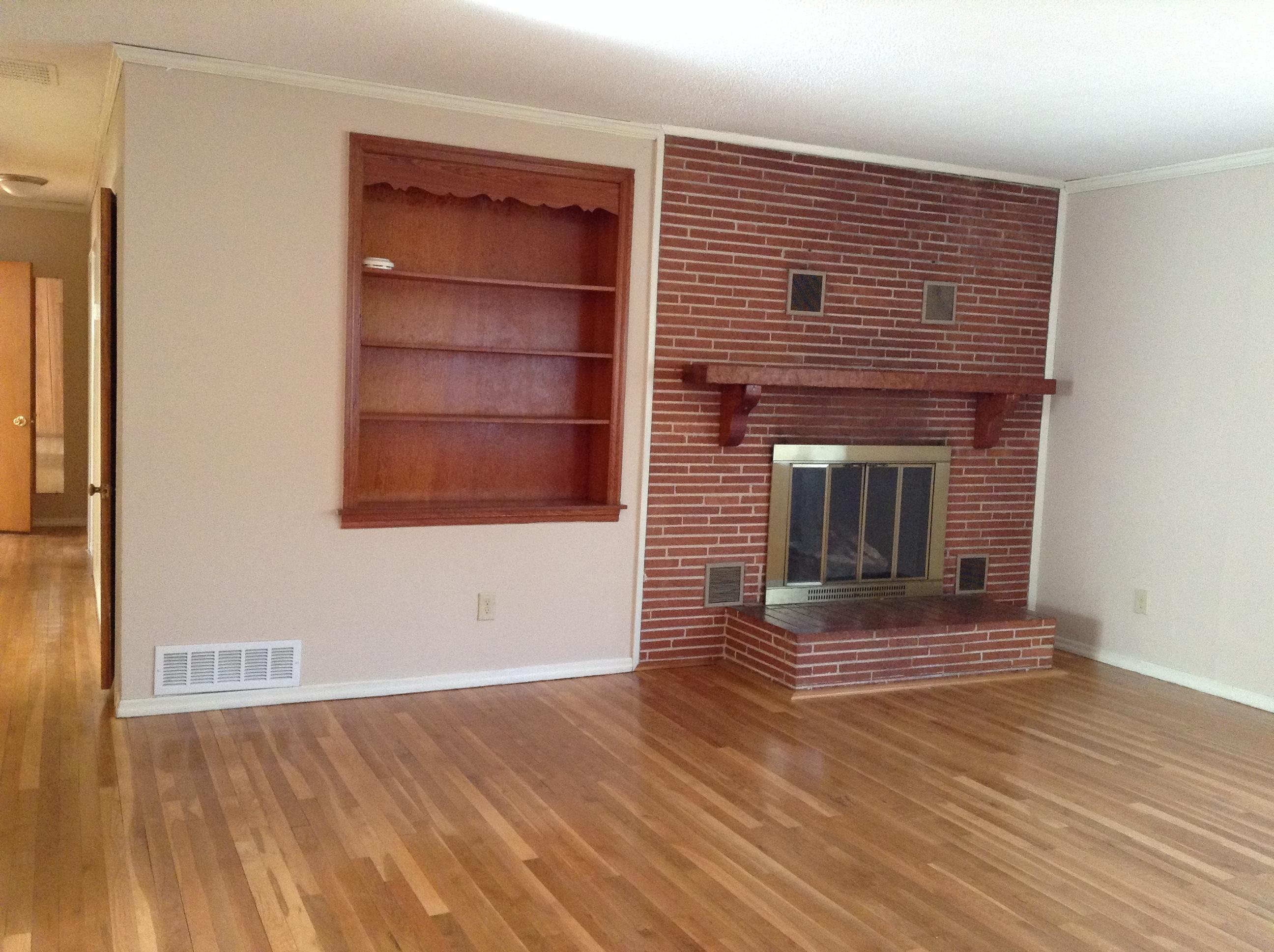 455 South Ridge Street Southern Pines, NC 28387 - Photo 4 of 20 Living Room and wood floors