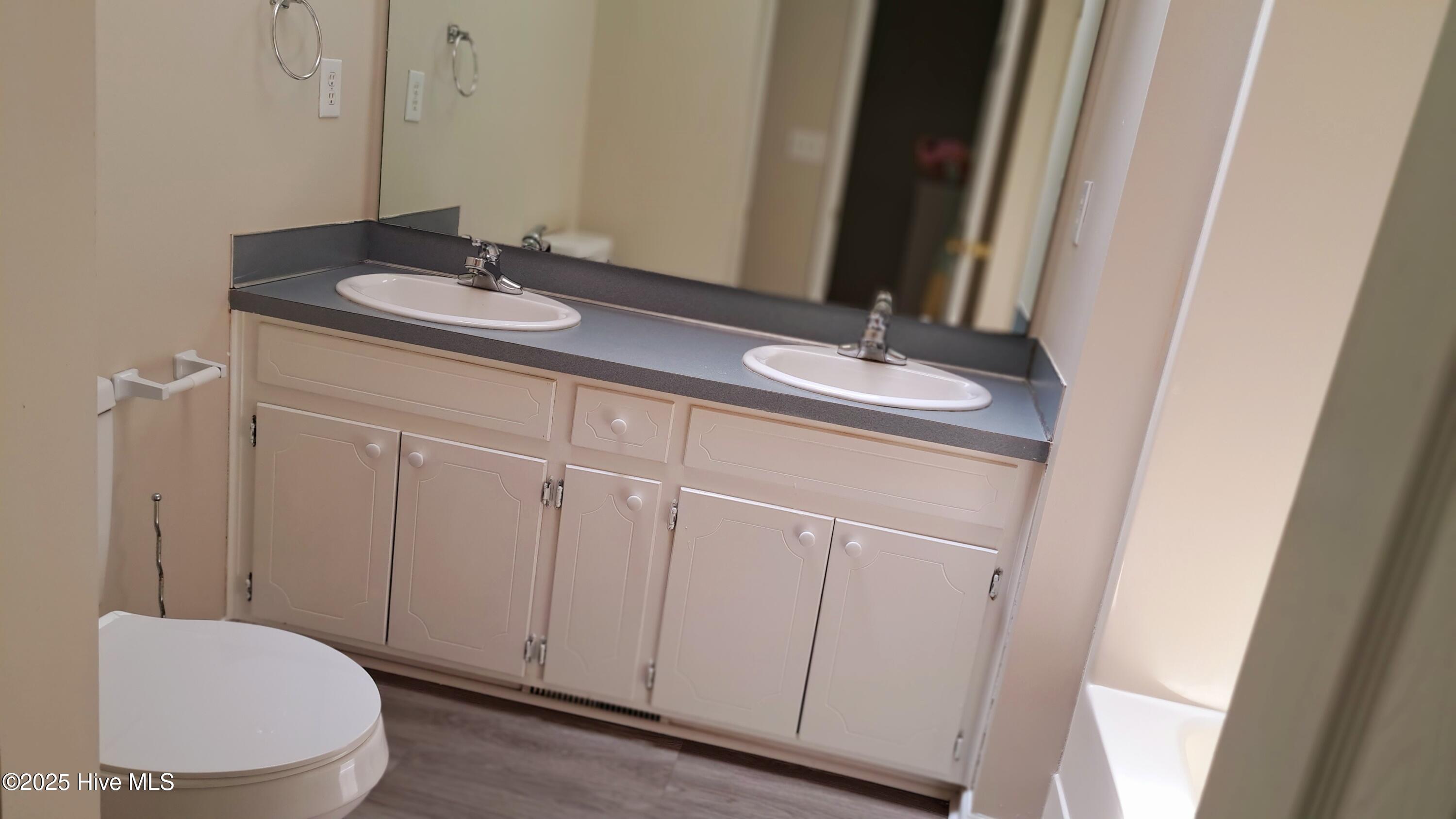 914 Spring Forest Road, Unit C3 Greenville, NC 27834 - Photo 23 of 29 bath