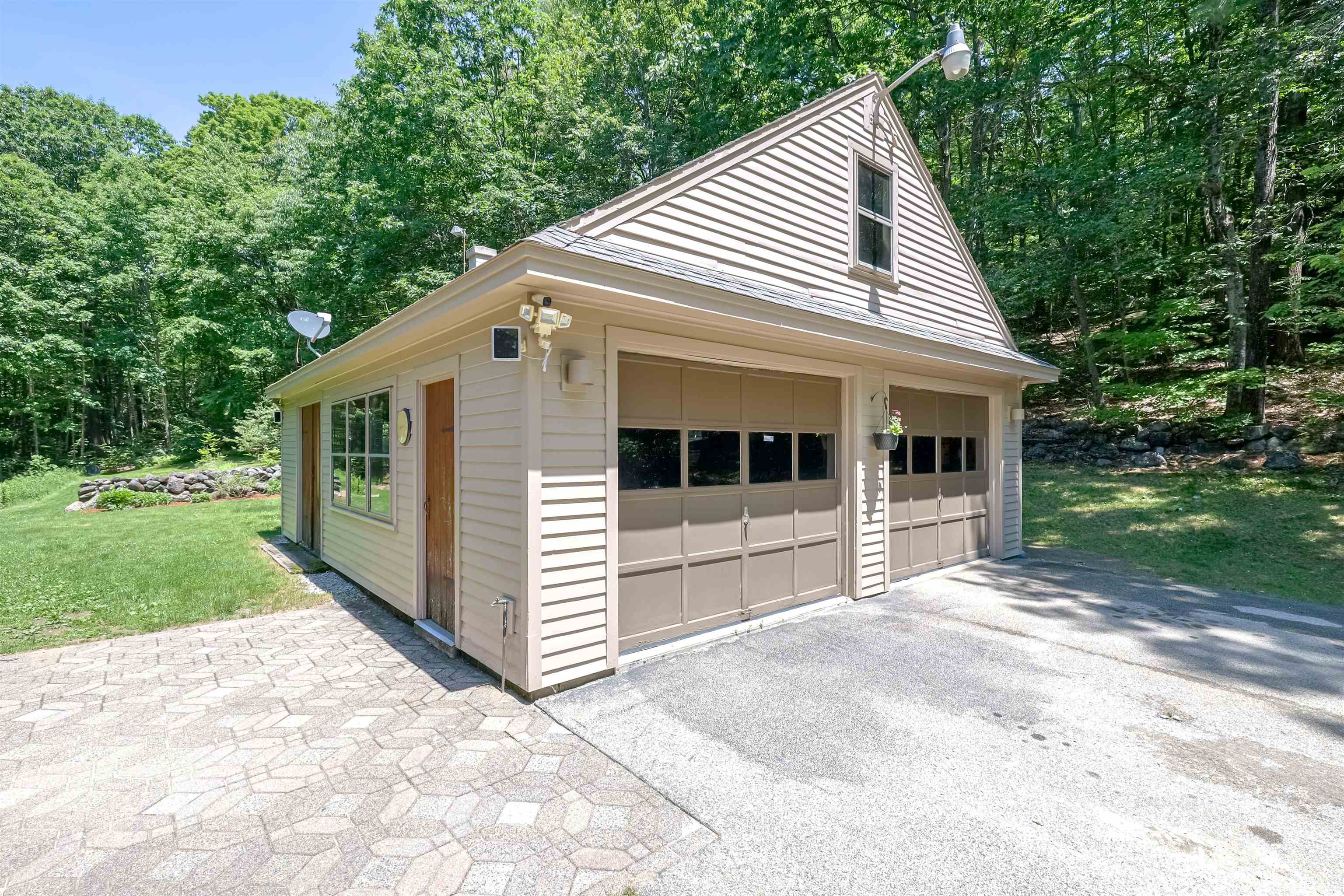 19 Rogers Road Bennington, NH 03442 - Photo 29 of 32