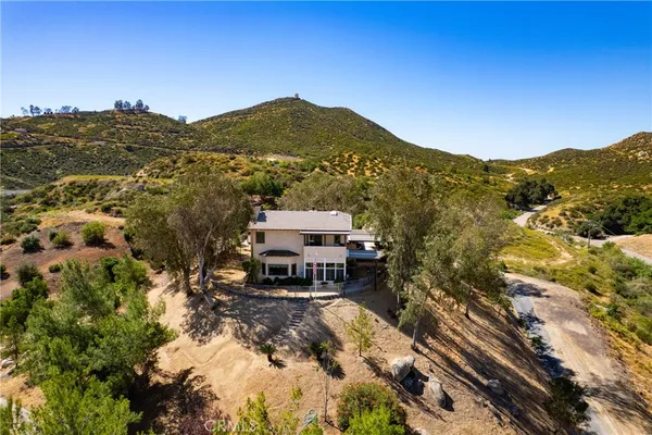 $1,225,000 | 32360 Navajo Springs Road, Wildomar, CA 92595