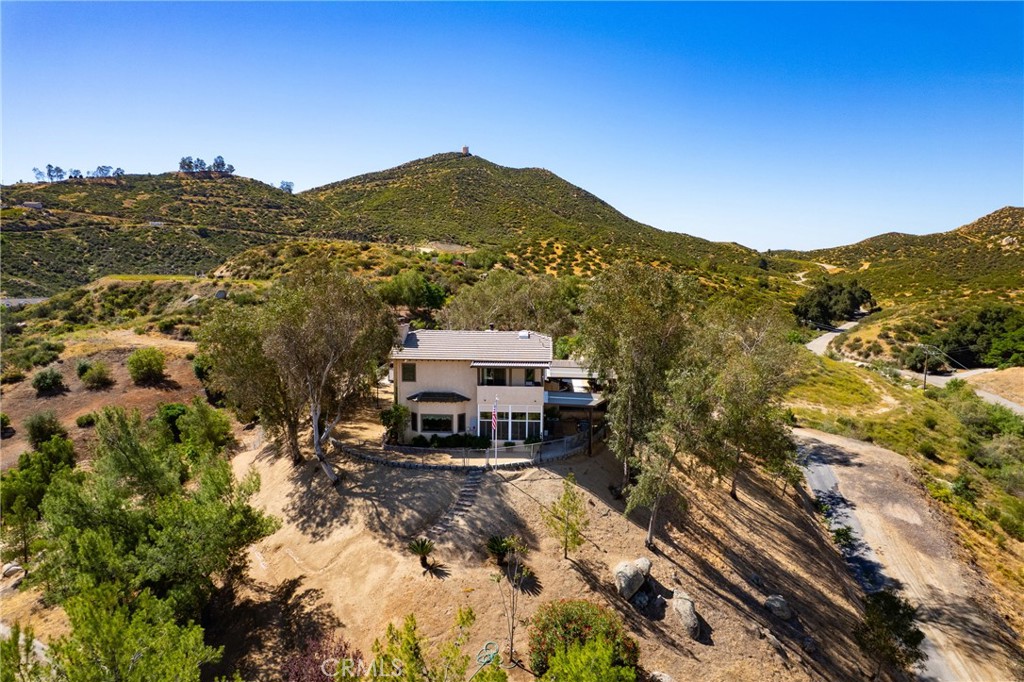 32360 Navajo Springs Road Wildomar, CA 92595 - Photo 7 of 61