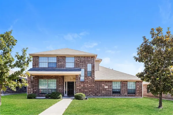 $2,330 | 614 Canvas Court, Lancaster, TX 75146