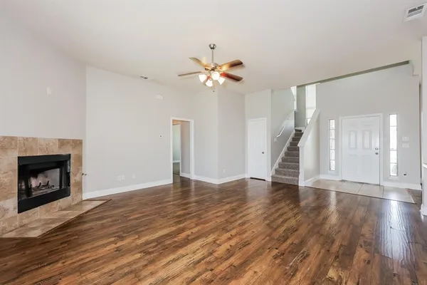$2,215 | 614 Canvas Court, Lancaster, TX 75146
