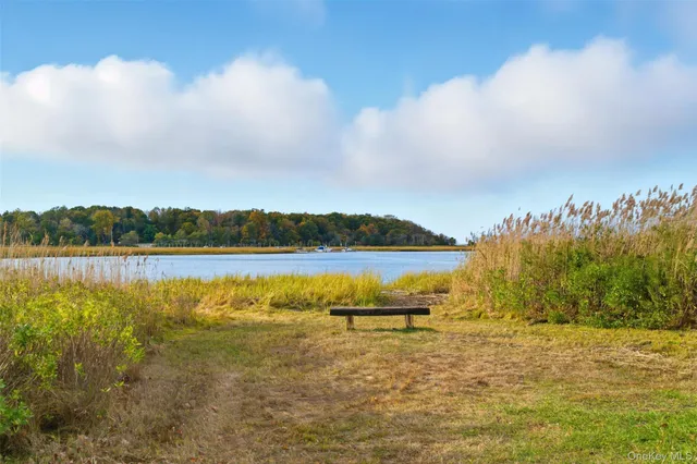 $670,000 | 58 Orchid Drive, Kings Park, NY 11754