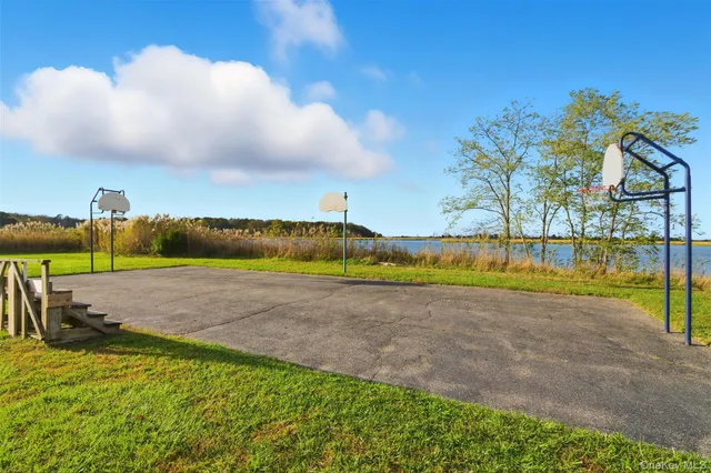 $670,000 | 58 Orchid Drive, Kings Park, NY 11754