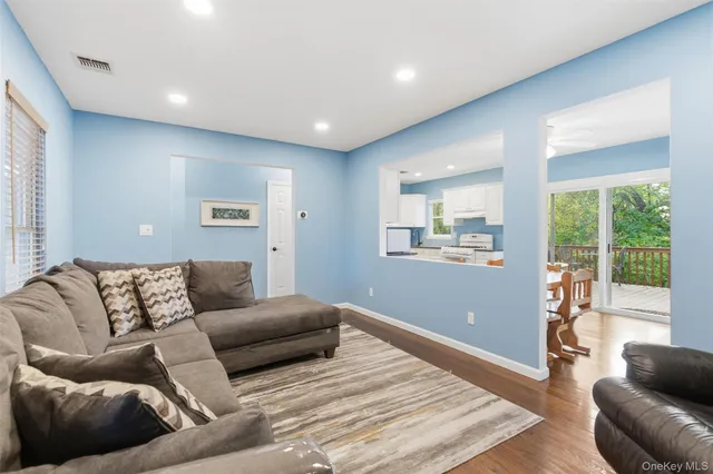 $670,000 | 58 Orchid Drive, Kings Park, NY 11754