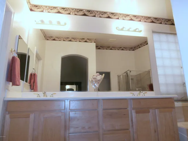 $2,350 | 1704 East Park Avenue, Gilbert, AZ 85234