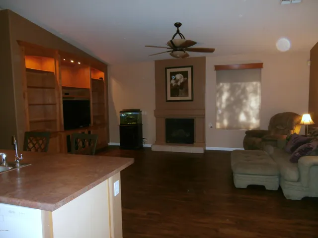 $2,350 | 1704 East Park Avenue, Gilbert, AZ 85234