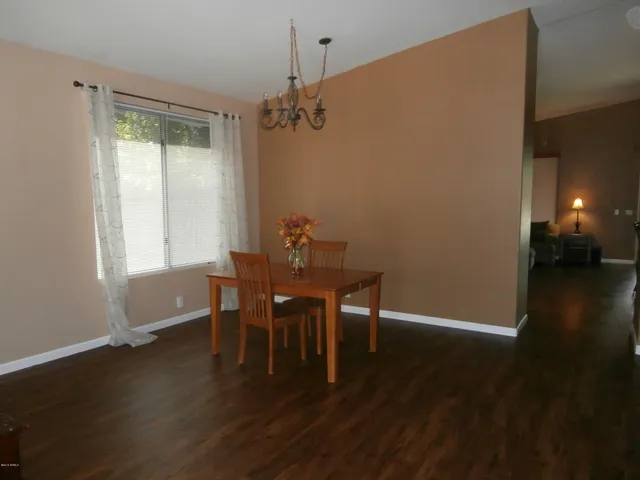 $2,350 | 1704 East Park Avenue, Gilbert, AZ 85234