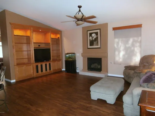 $2,350 | 1704 East Park Avenue, Gilbert, AZ 85234