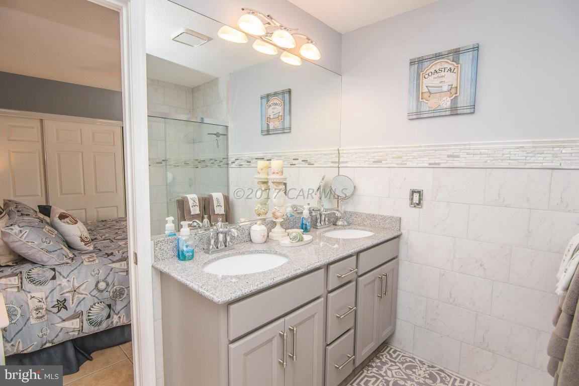 9821 Keyser Point Road, Unit 1A2 Ocean City, MD 21842 - Photo 20 of 29 Gallery Image 20
