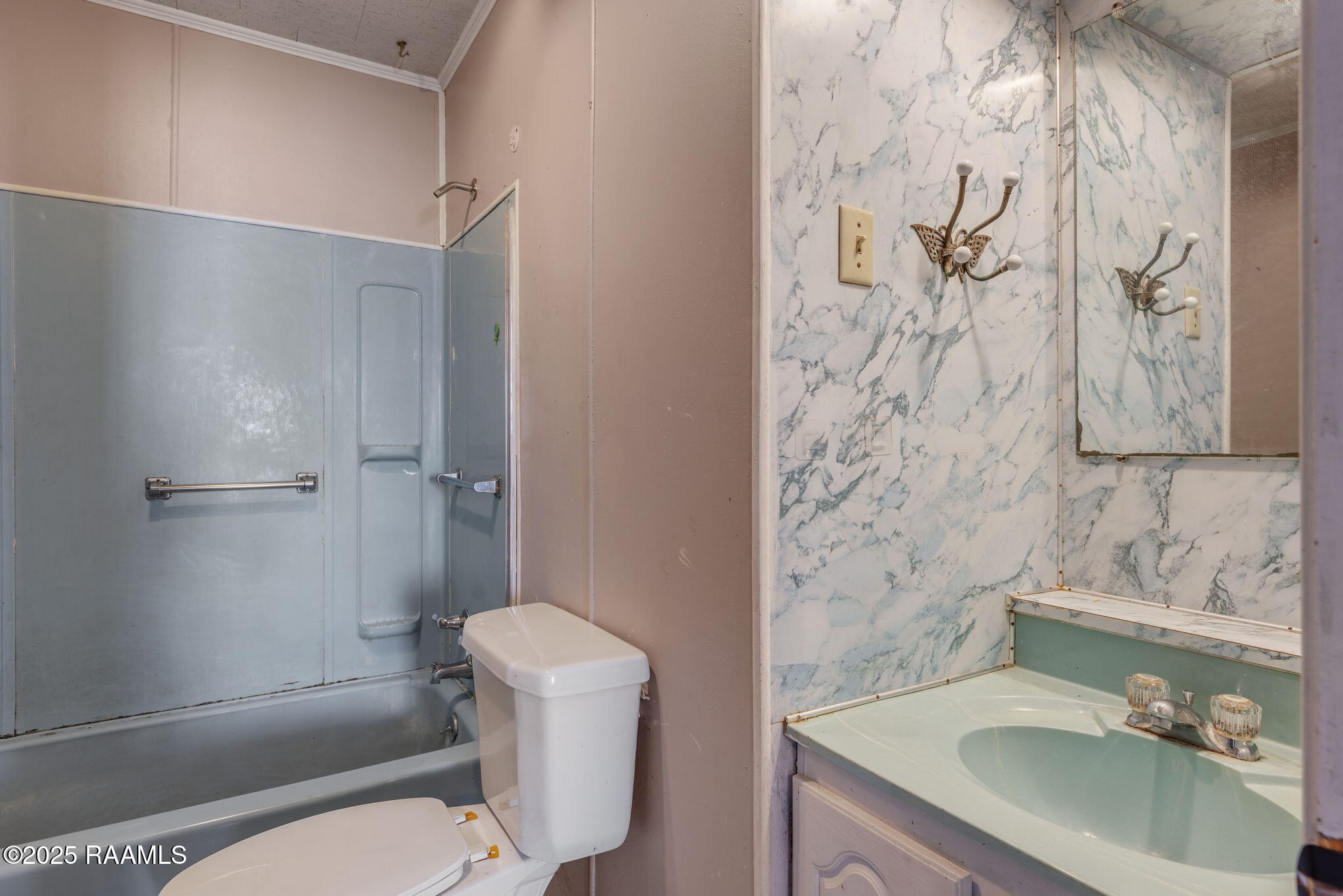 105 Aucoin Road Morgan City, LA 70380 - Photo 13 of 22 22-web-or-mls-105 Aucoin Rd-22