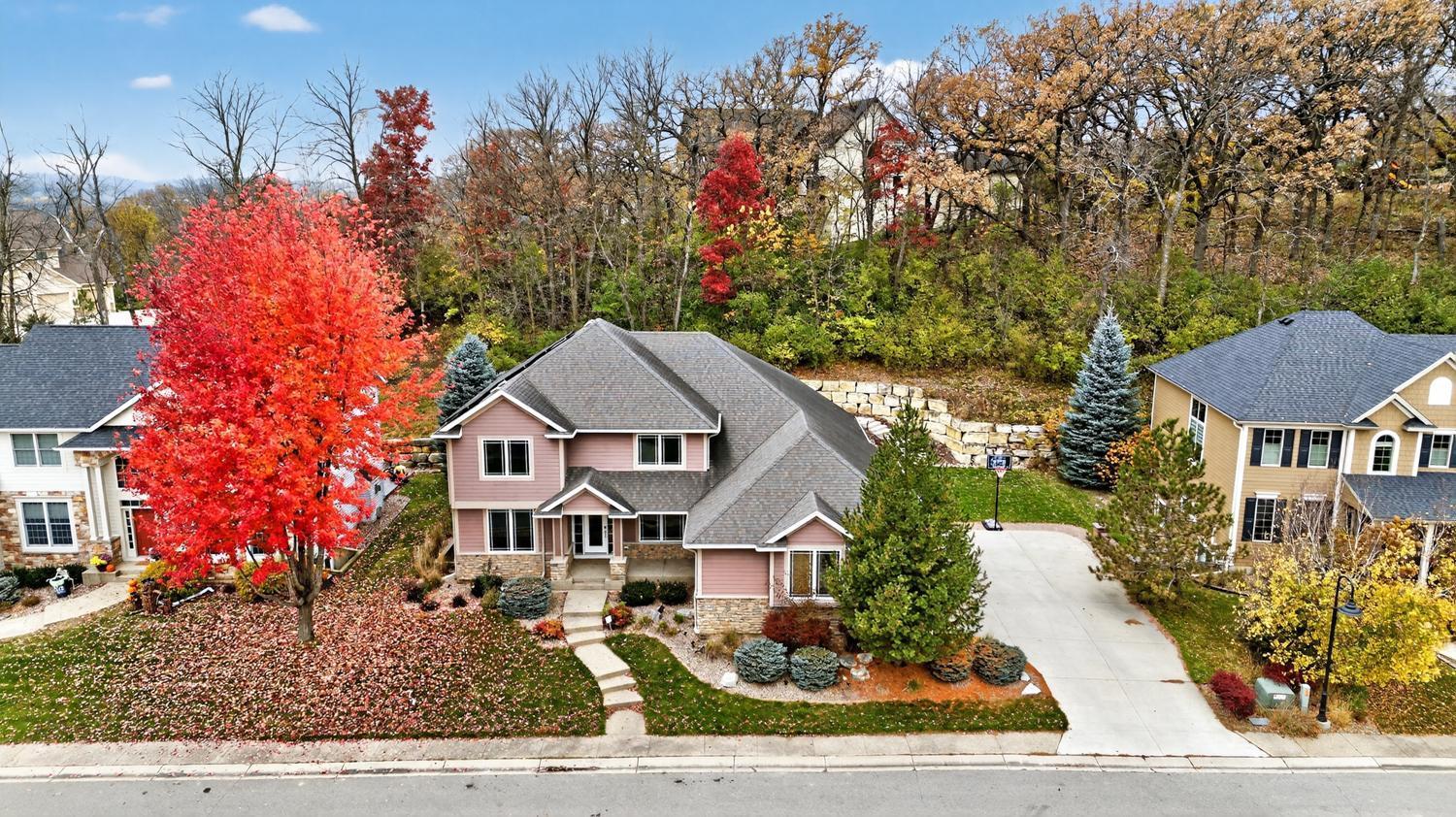 2449 Salem Heights Lane Southwest Rochester, MN 55902 - Photo 3 of 85