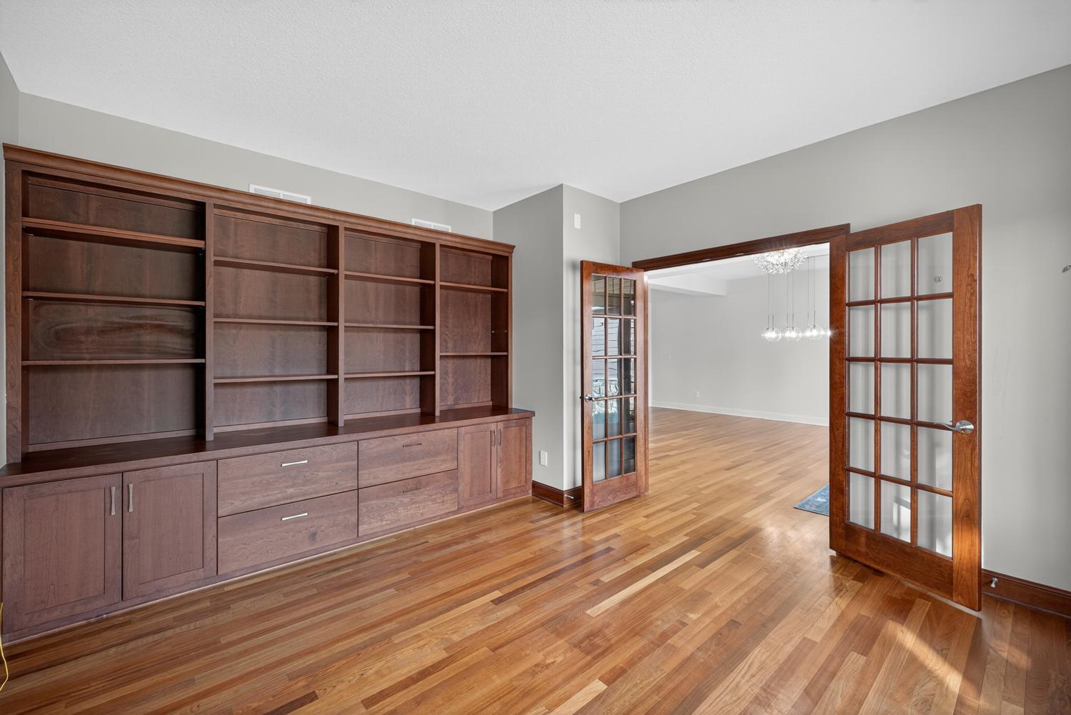 2449 Salem Heights Lane Southwest Rochester, MN 55902 - Photo 6 of 85