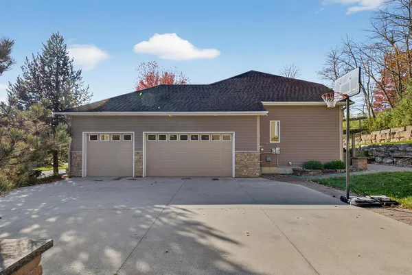 $850,000 | 2449 Salem Heights Lane Southwest, Rochester, MN 55902