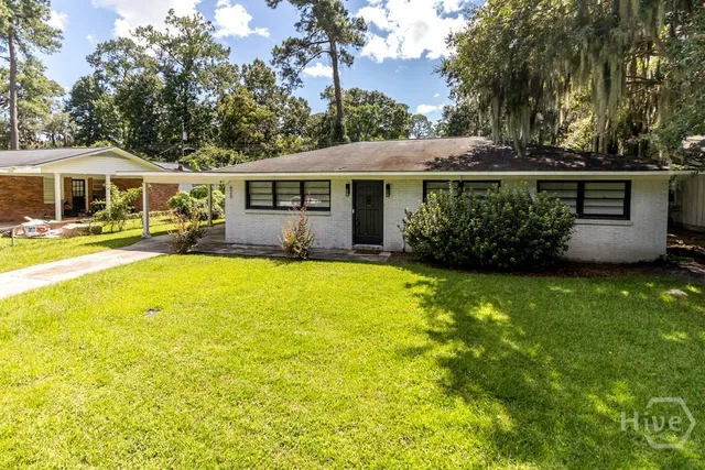 $2,750 | 625 Stuart Street, Savannah, GA 31405