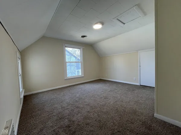 $192,500 | 311 North Mill Street, Veedersburg, IN 47987