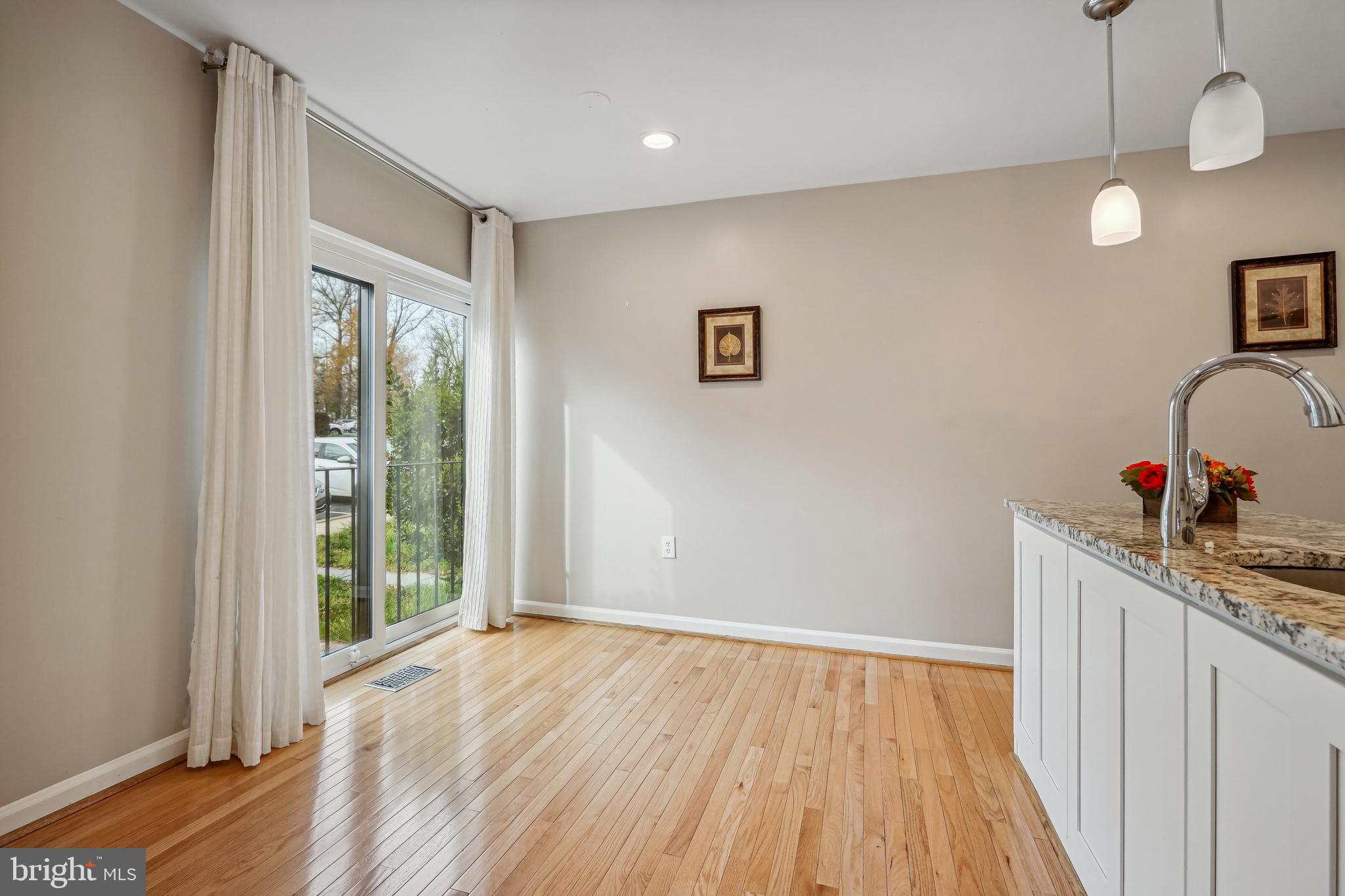 8033 Inverness Ridge Road Potomac, MD 20854 - Photo 15 of 29