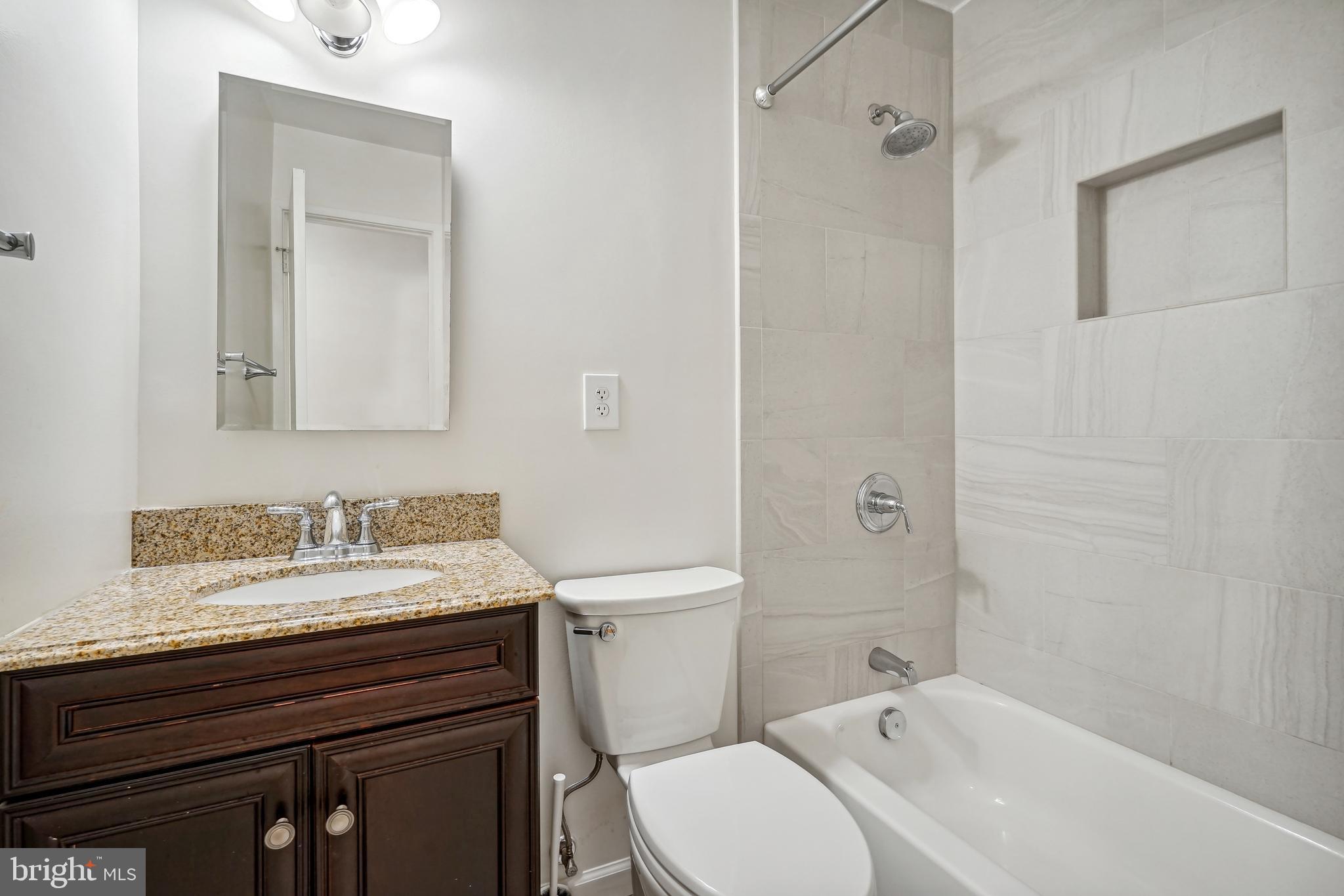 8033 Inverness Ridge Road Potomac, MD 20854 - Photo 18 of 29