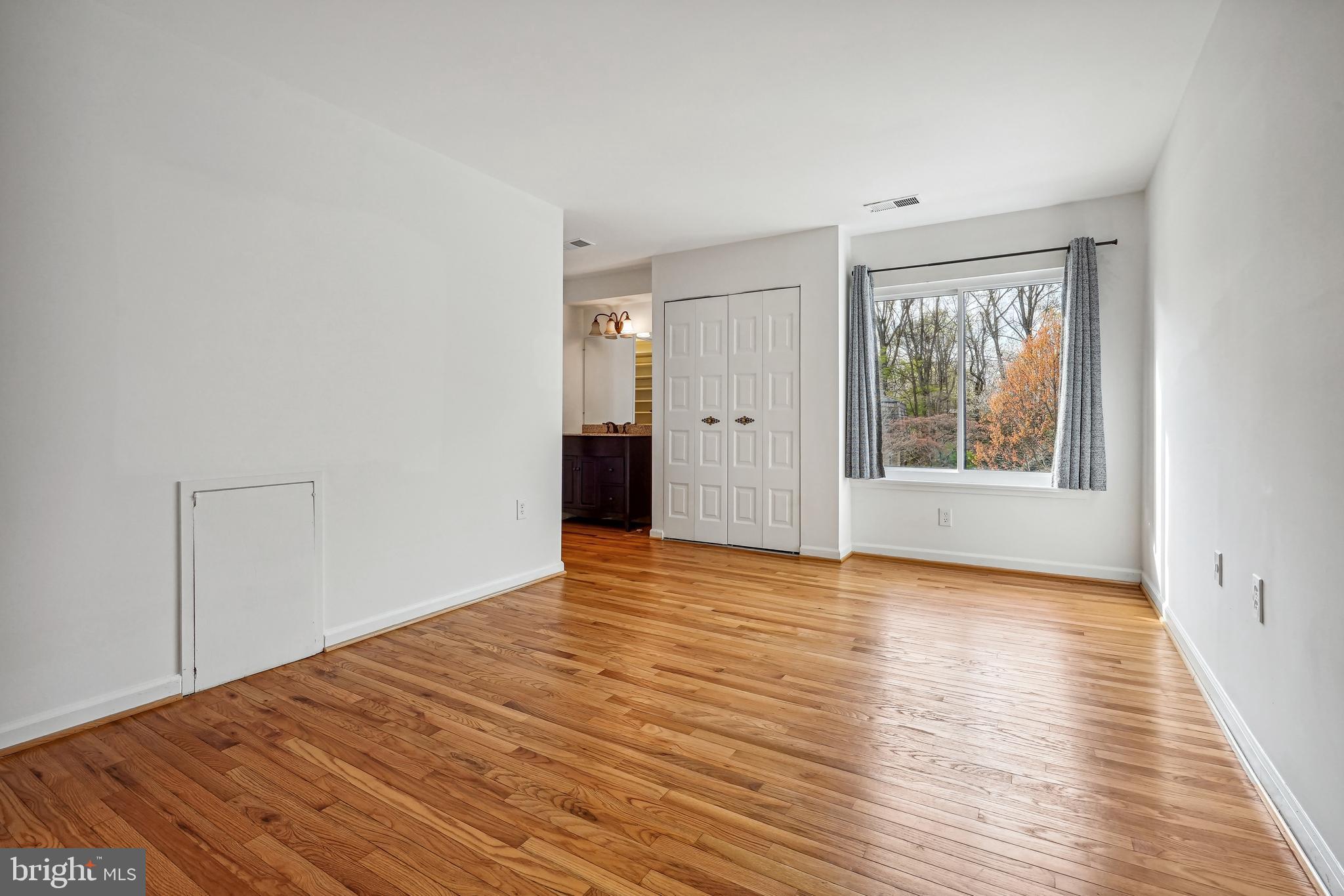 8033 Inverness Ridge Road Potomac, MD 20854 - Photo 22 of 29