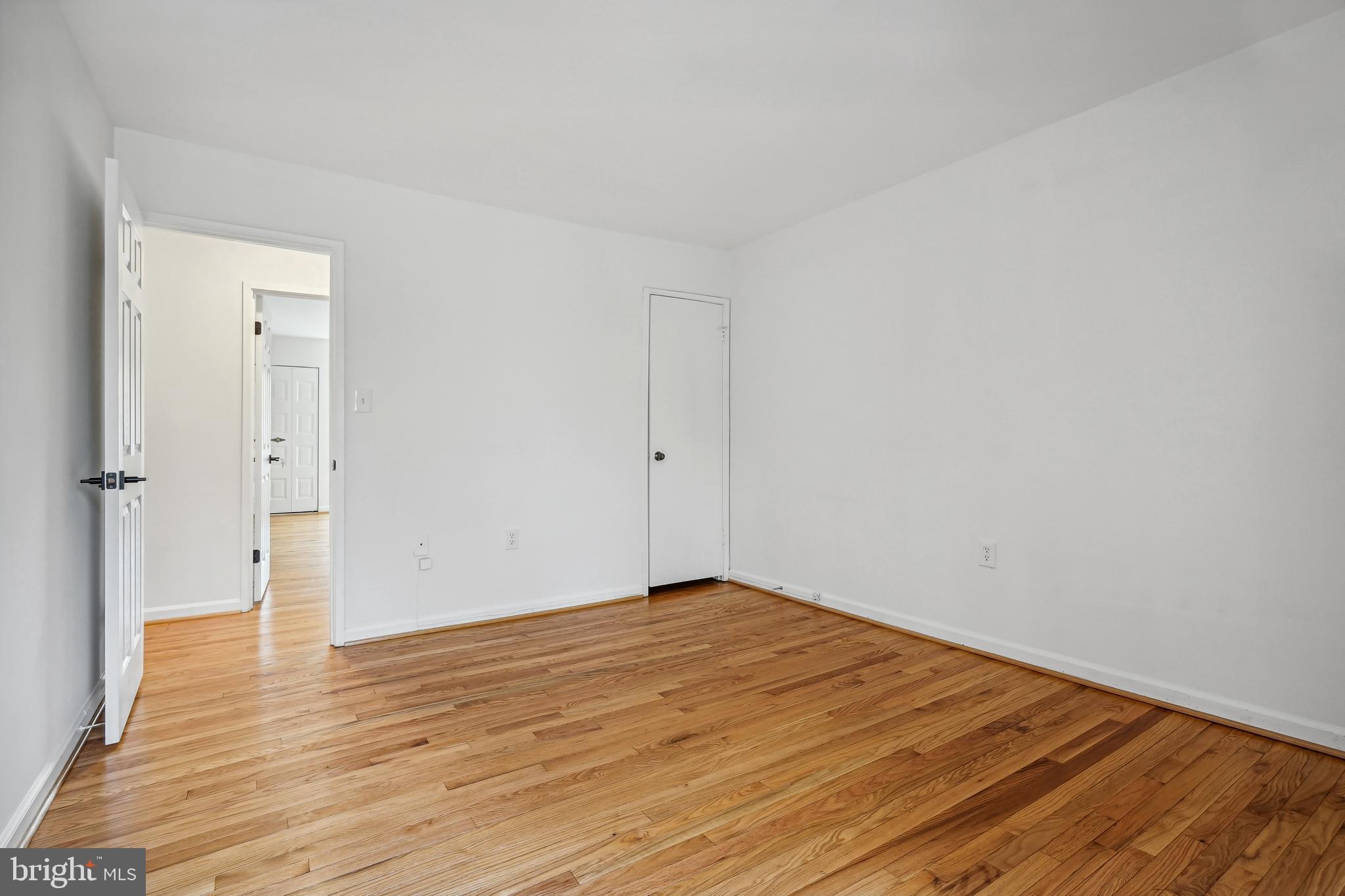 8033 Inverness Ridge Road Potomac, MD 20854 - Photo 24 of 29