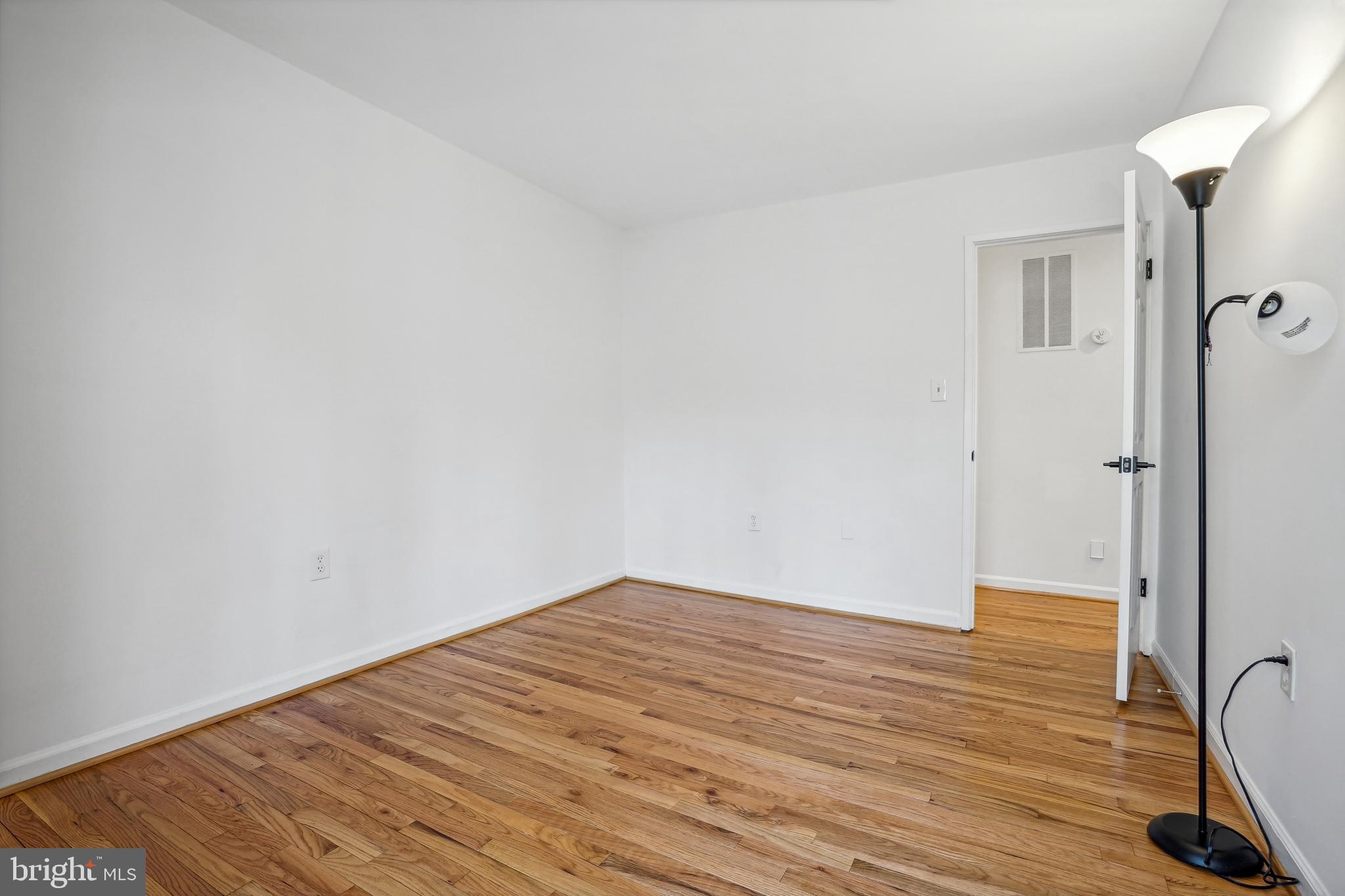 8033 Inverness Ridge Road Potomac, MD 20854 - Photo 26 of 29