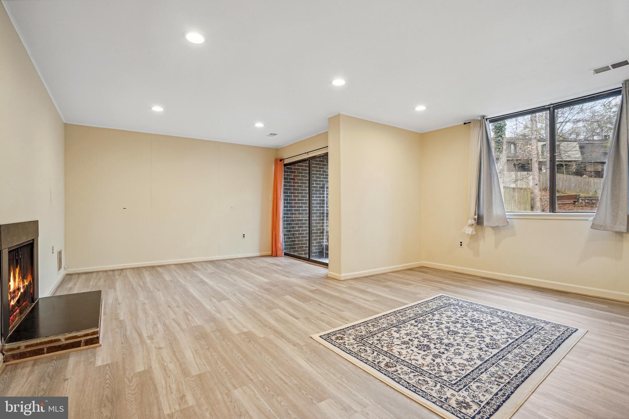 8033 Inverness Ridge Road Potomac, MD 20854 - Photo 6 of 29