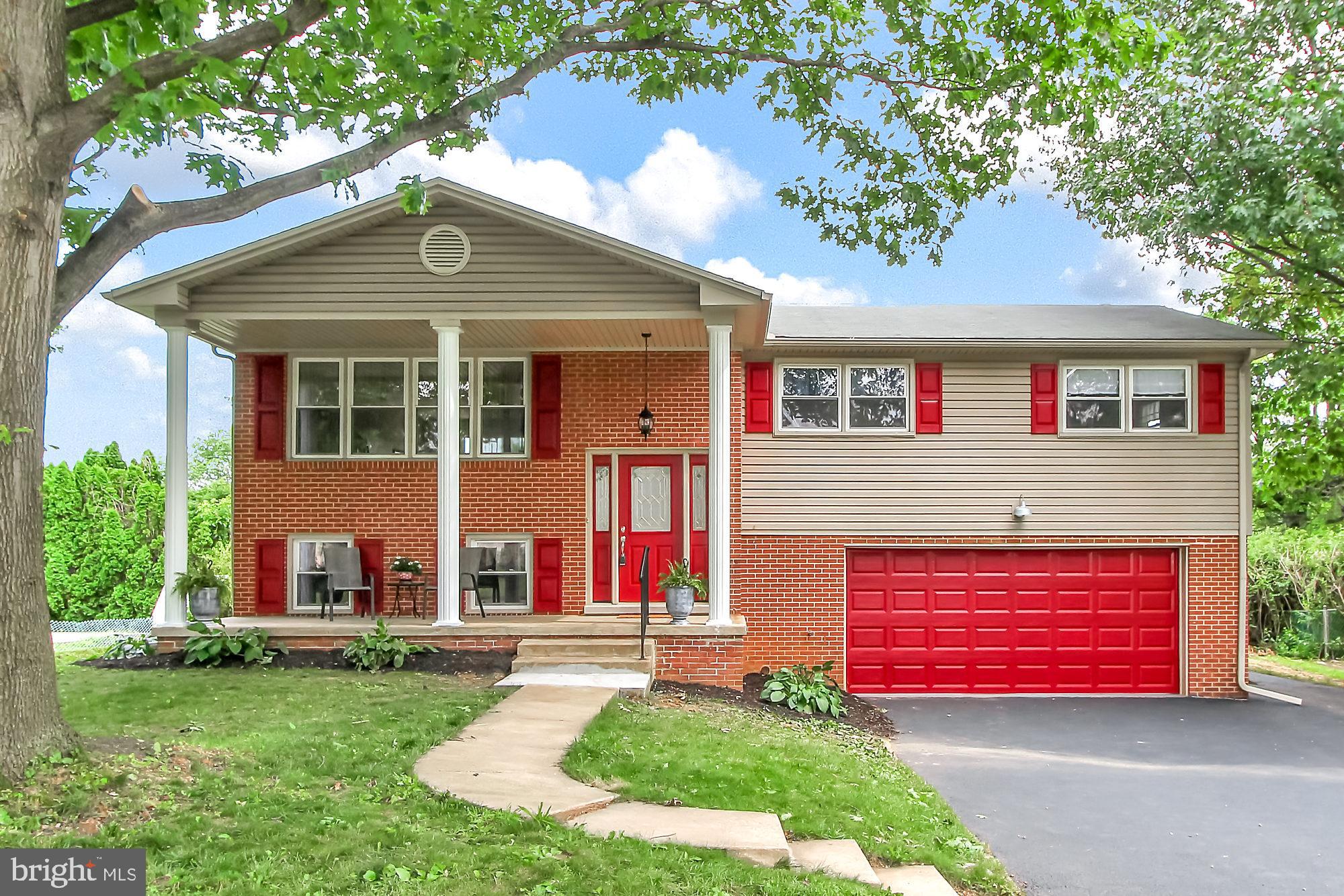 2745 Kingston Road York, PA 17402 - Photo 1 of 26 Gallery Image 1