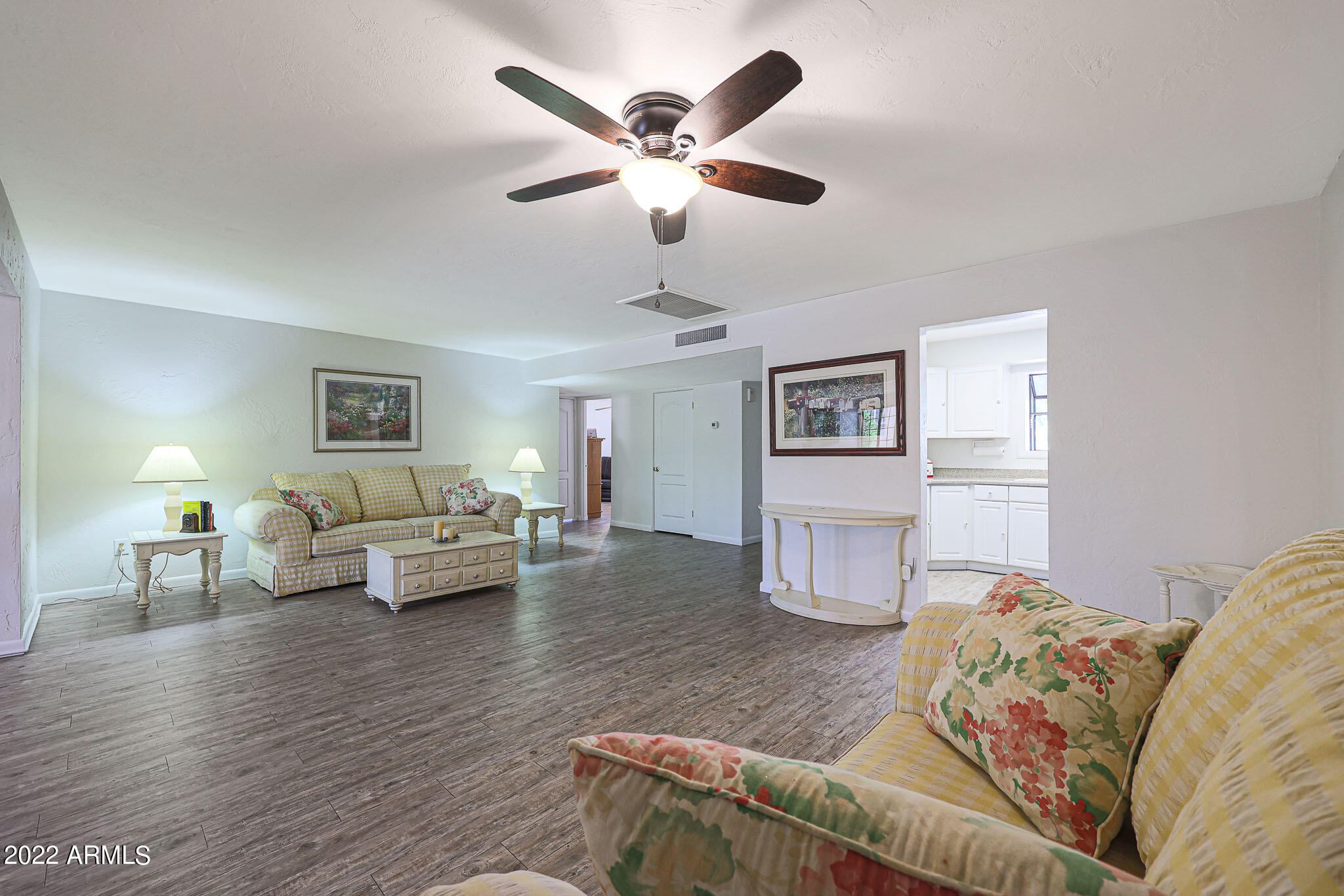 1860 South Lindsay Road Gilbert, AZ 85295 - Photo 12 of 36 Living Room off the Kitchen