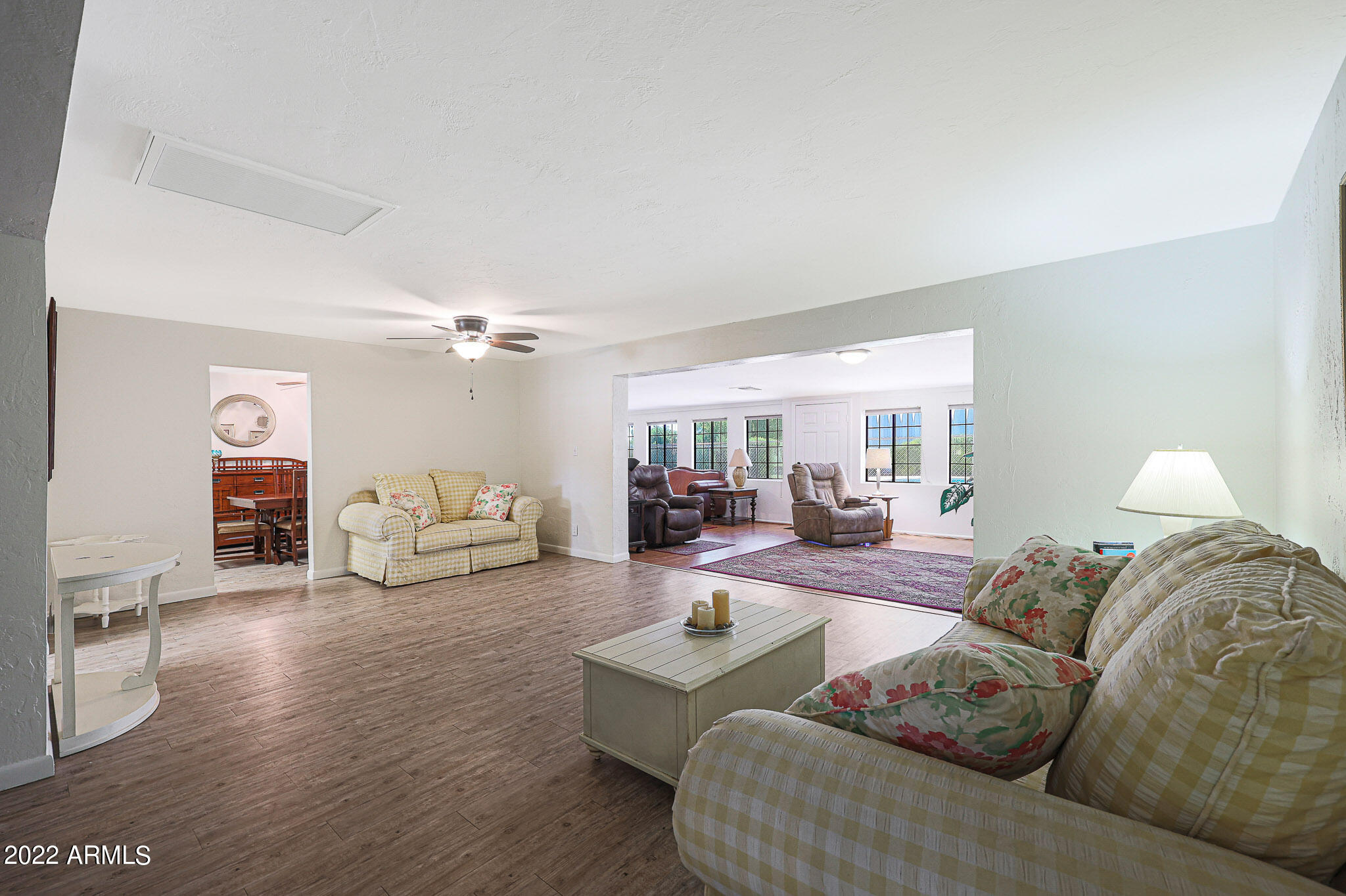 1860 South Lindsay Road Gilbert, AZ 85295 - Photo 13 of 36 Plenty of Space to Lounge