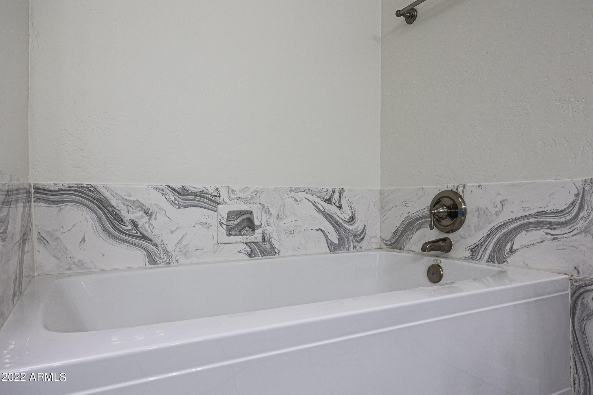 1860 South Lindsay Road Gilbert, AZ 85295 - Photo 19 of 36 Soaking Tub